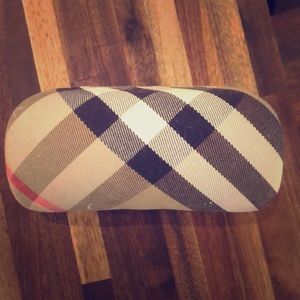 Burberry Sunglasses Case